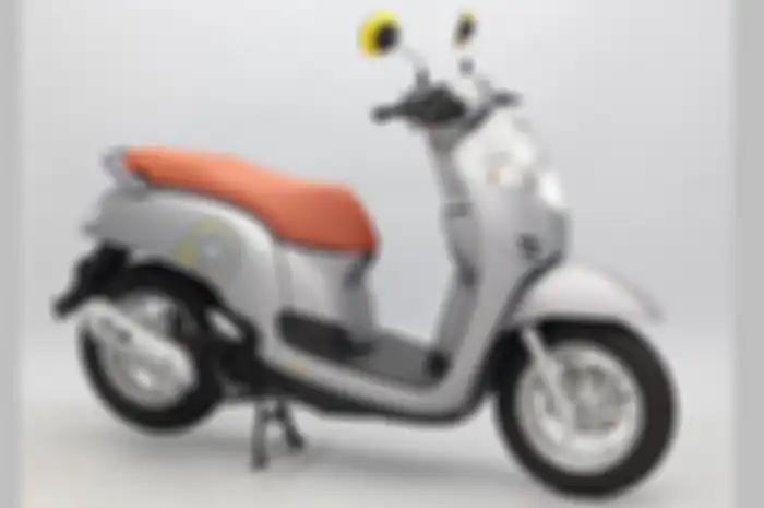 Honda Scoopy i Club 12 dijual di Jepang