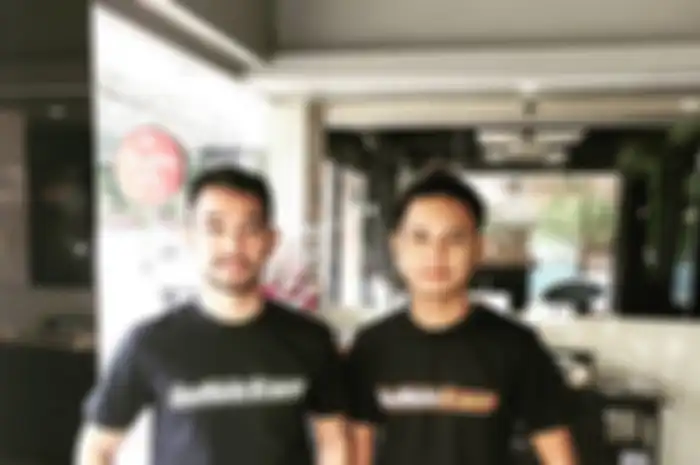 Ferlando Herdian (kanan), akan menjadi tandem H. Ahmad Yudhistira (kiri) dalam ARRC China 2019