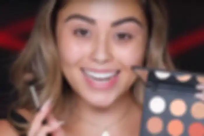 Dipandu Roxette Arisa, kamu dapat mencoba lipstik secara virtual!