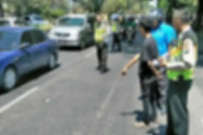 Bocah 14 tahun nekat melawan arah di Sidoarjo, Jawa Timur