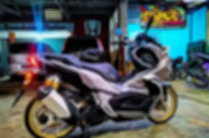 Honda ADV150 pertama yang bergaya thailook