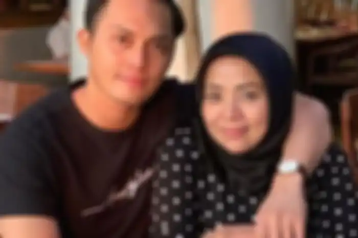 Muzdalifah dan Fadel Islami