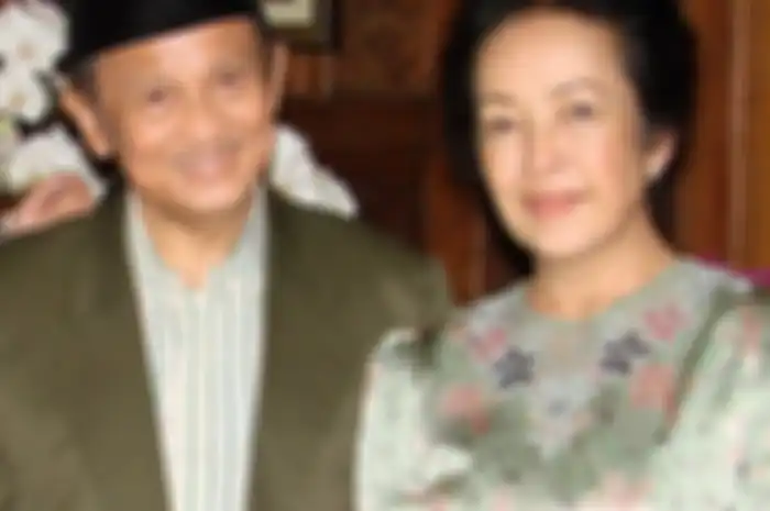 'Tapi yang membuatku tersentak sedemikian hebat, adalah kenyataan bahwa kematian benar-benar dapat memutuskan kebahagiaan dalam diri seseorang.'