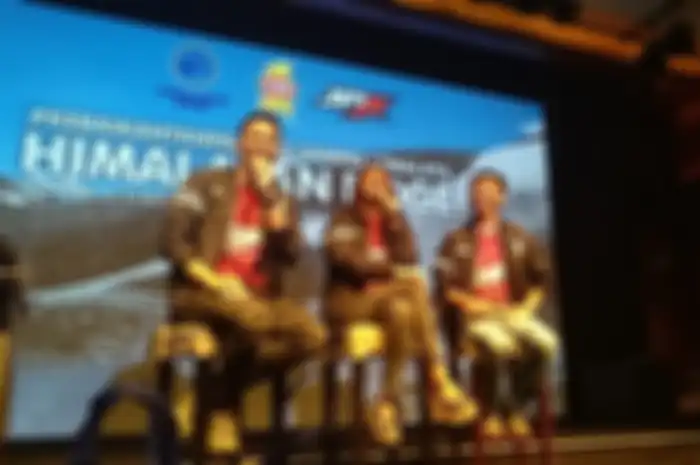 Tim Himalayan Ridge, Darius Sinathrya Donna Agnesia dan Wishnu Gareng