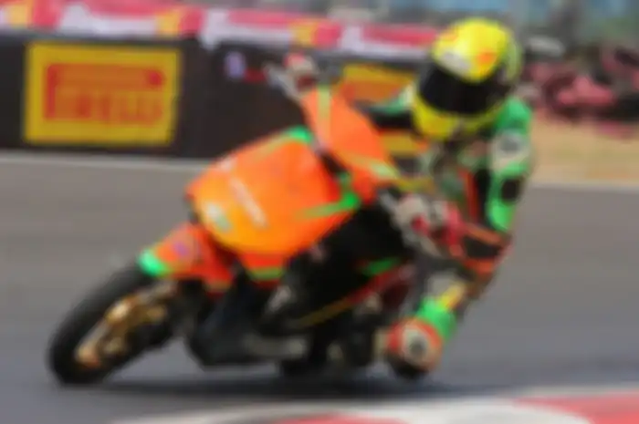 Honda BeAT balap milik tim Daytona BBKW Koizumi FIM Privateer WR berhasil mencetak waktu tercepat 59,8 detik di Sirkuit Sentul Karting, Bogor.