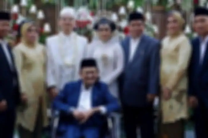 BJ Habibie menjadi saksi nikah di penghujung hidupnya