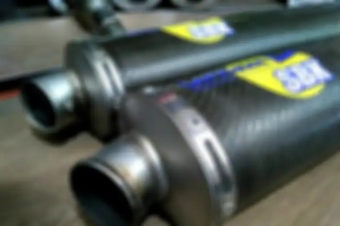 Knalpot carbon seken untuk Yamaha XMAX