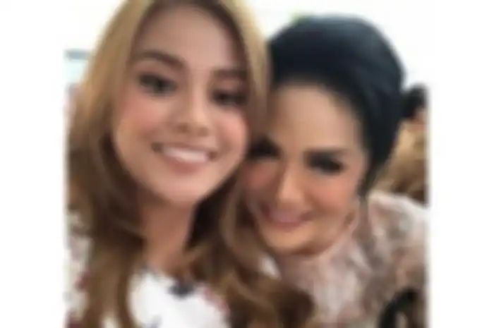 Kata-Kata Krisdayanti pada Aurel dan Azriel Usai Cerai dari Anang: Kadang Saya Merasa Kecil Hati