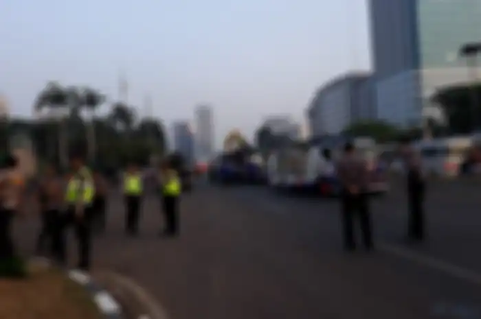 Pengamanan lalu lintas di sekitar gedung DPR