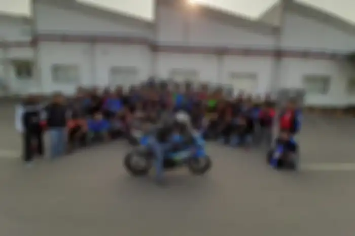 Komunitas motor Suzuki adakan coaching clinic safety riding dan defensif riding