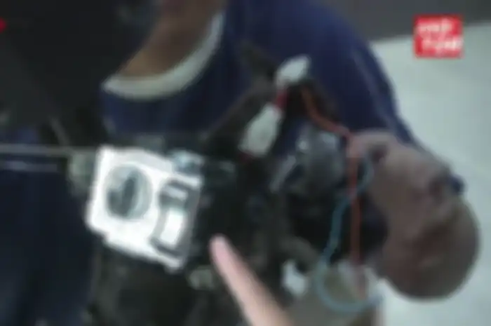 Video cara pasang kunci keyless aftermarket di motor