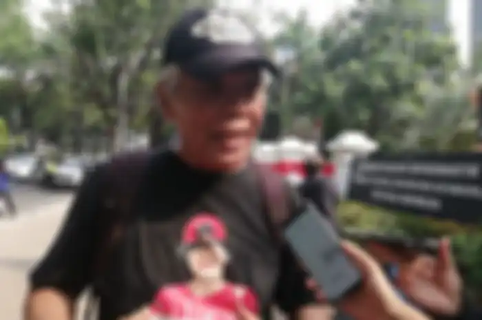 Ia menegaskan, negara harus bertanggung jawab terhadap para korban dan keluarganya atas berbagai kasus kejahatan HAM masa lalu.