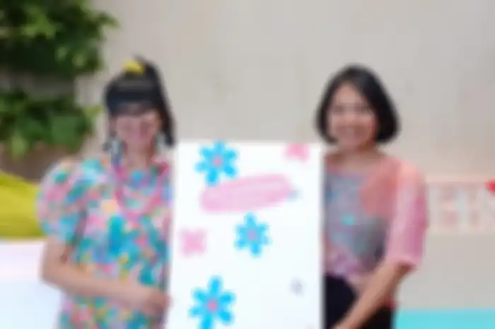 Diana RIkasari (kiri) dan Dinda Puspitasari (kanan) dalam acara launching buku Self-Acceptance by #88LoveLife