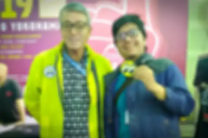 Penulis berfoto bersama Shige Suganuma bos Mooneyes