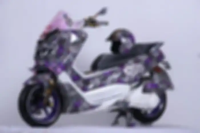 Yamaha NMAX batik.