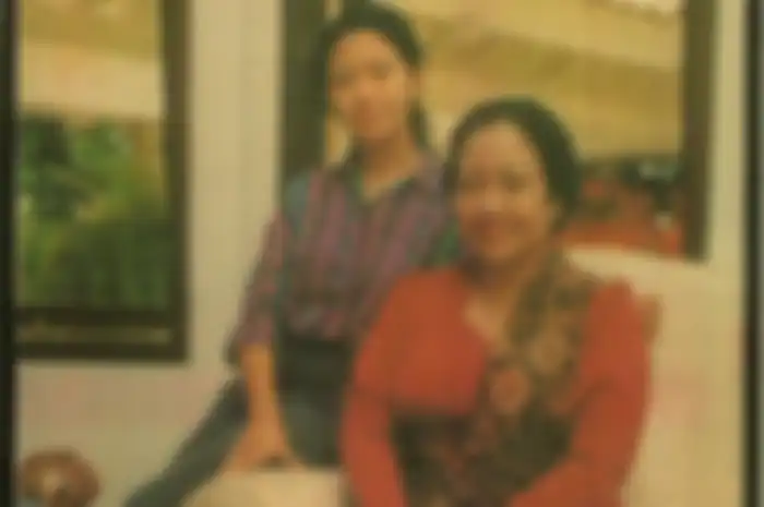 Namanya panjang, Puan Maharani Nakshatra Kusyala Devi (20). Nama itu pemberian nenek dan pamannya, Guruh Soekarnoputra.