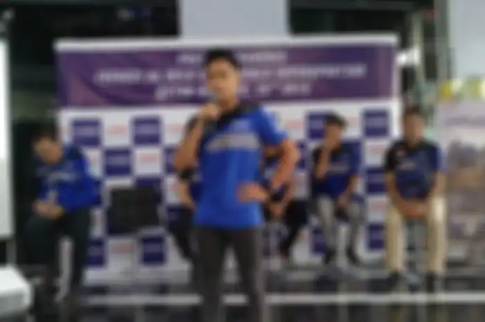 Galang Hendra Pratama bersiap untuk bertarung di balap WSS300 yang akan digelar di Qatar (24/10/2019) mendatang.