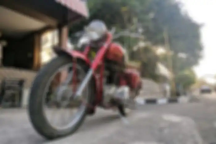 Motor klasik langka Panther M65 tampak depan
