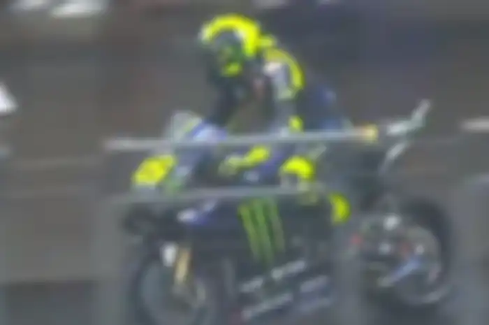 Valentino Rossi pakai spray deflector di motornya saat FP3 MotoGP Jepang 2019.