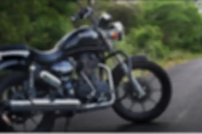 Royald Enfiled  Thunderbird 350 jadi basic pengembangan versi baru yang 250 cc spek murah