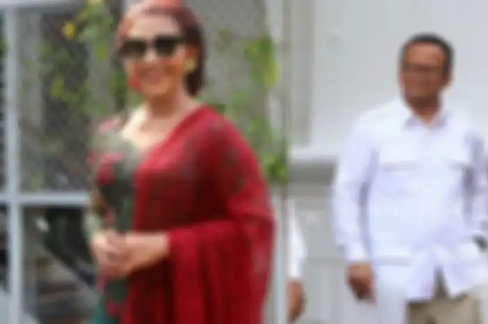 Susi Pudjiatuti (kiri) dan Edhy Prabowo