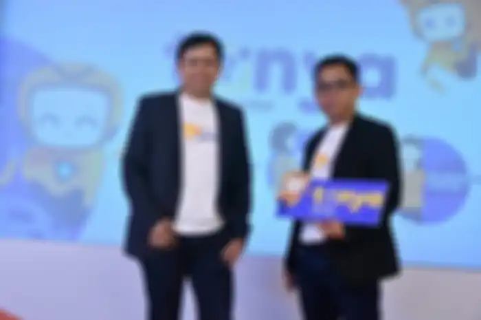 Deddy Ariansyah, Product Manager Extramarks dan Fernando Uffie, Country manager Extramarks