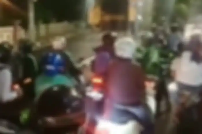 Pemotor ketakutan karena ada warga Manggarai tawuran.