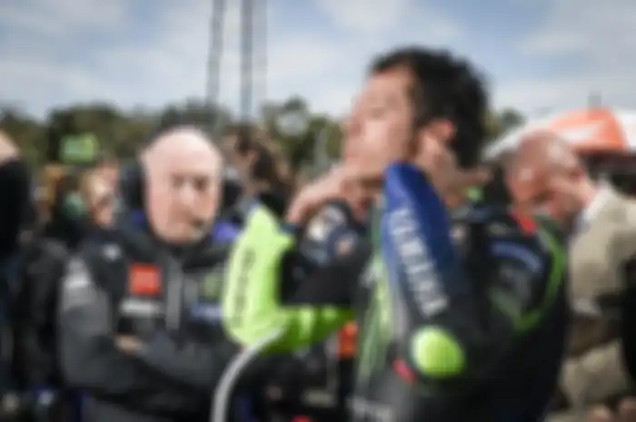 Valentino Rossi (kanan) pernah merayakan selebrasi juara dunia MotoGP musim 2009 di sirkuit Sepang, Malaysia