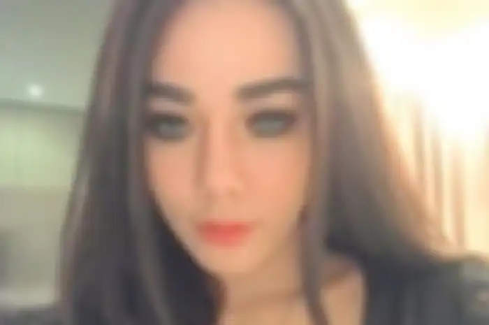 Serem Plus Tak Masuk Akal, Artis Baru Satu Ini Akui Kerap Didatang Makhluk Astral Saat di Kamar Mandi hingga Pernah Diperkosa? Sampai 6 Kali Digauli!