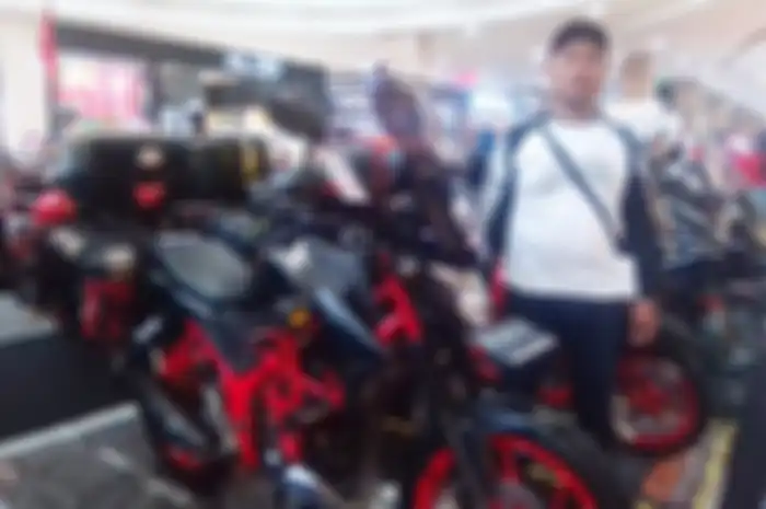 Honda CB150R Streetfire bergaya touring di HMC 2019