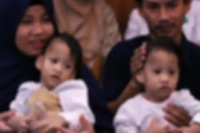 Bayi kembar Akila dan Azila