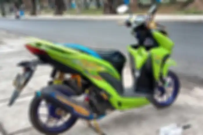 Ilustrasi motor sudah ganti warna.