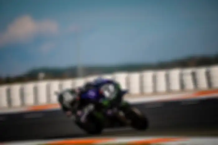 Maverick Vinales menjajal mesin barunya pada tes pramusim Valencia