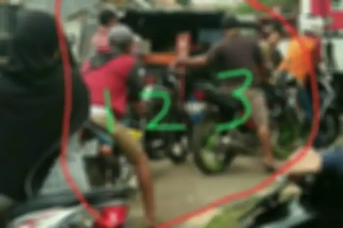 Suzuki Thunder 125 dipakai beli bensin oleh pengusaha Pertamini