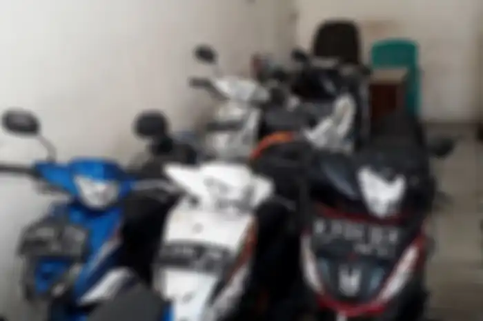 Ilustrasi dealer motor bekas, Kawasaki Athlete dijual cuma Rp 3 jutaan.