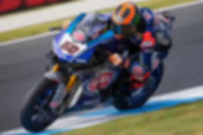 Michael van der Mark, pembalap WSBK dari Pata Yamaha bangga punya keturunan Indonesia.