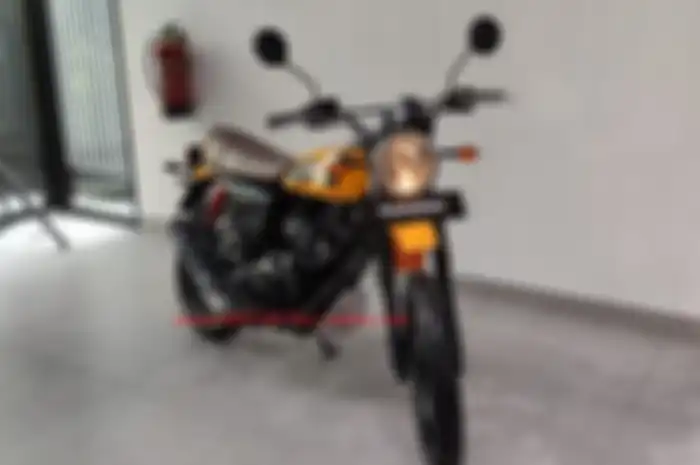 Kawasaki W175TR terbaru bergaya scrambler.