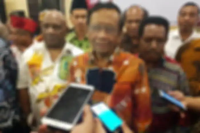 Mahfud MD saat berada di papua.