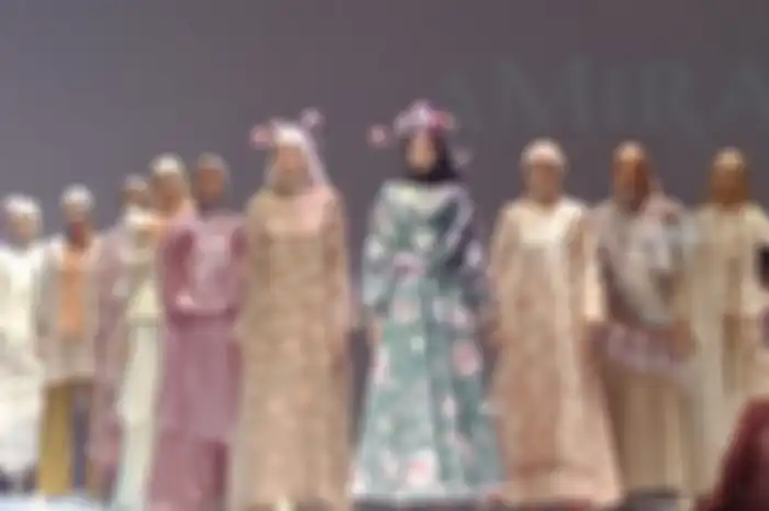 1 dekade berkarya, Ria Miranda hadirkan koleksi baru di panggung The Seventh Annual Show 2020 dengan tema Realita
