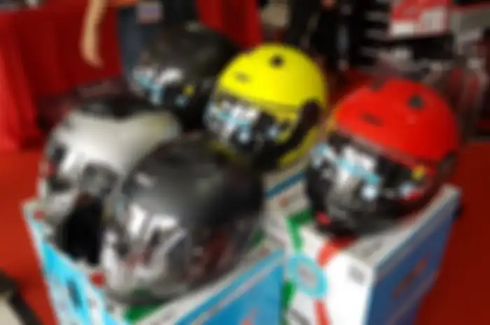 DeRide kasih promo helm premium di IIMS Motobike Expo 2019.