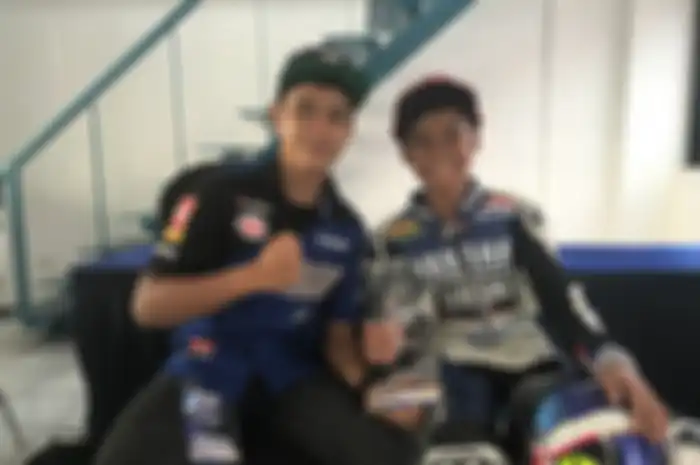 Galang Hendra (kiri) dan Aldi Satya Mahendra termasuk adik-kakak paling berprestasi di Indonesia