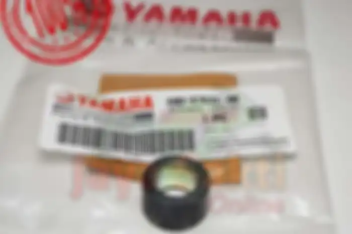 Roller Yamaha Xeon lebih ringan dari milik Yamaha NMAX standar.