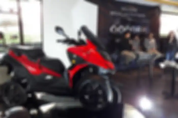 Skutik roda empat, Qooder Quadro laris di pasaran.