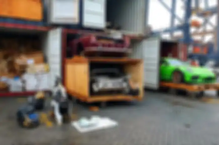 Kasus penyelundupan kendaraan mewah berhasil digagalkan Menkeu bersama Direktorat Jenderal Bea dan Cukai, salah satunya ada Honda Motocompo.