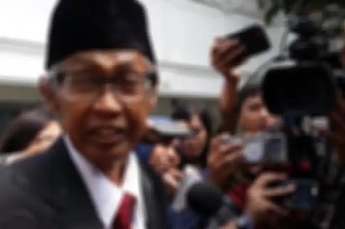 Artidjo Alkostar jadi anggota Dewan Pengawas KPK yang koleksi motor Honda Astrea.