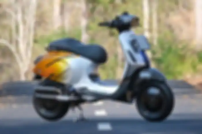 Vespa modifikasi dengan pelek HD CORSE