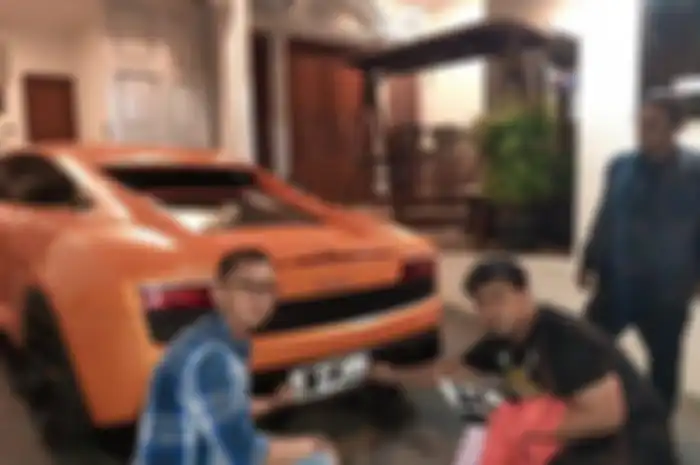 Lamborghini milik AM ternyata tidak atas namanya.