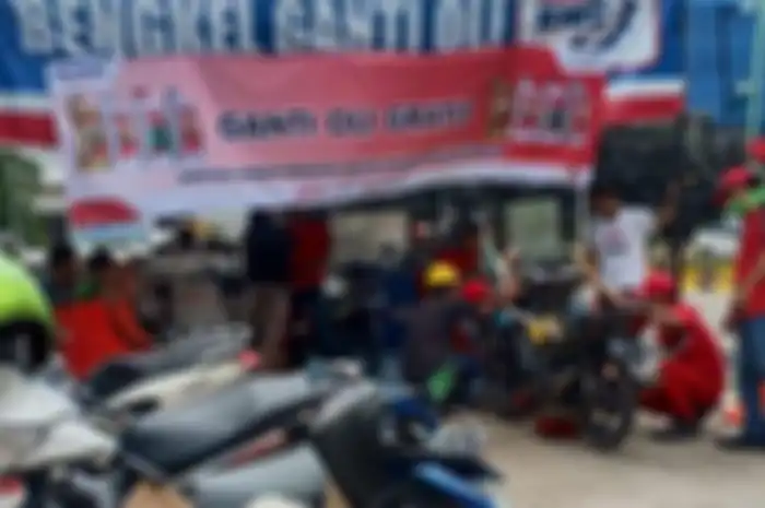 Pertamina membuka posko pelayanan ganti oli di tiga titik di Jakarta.