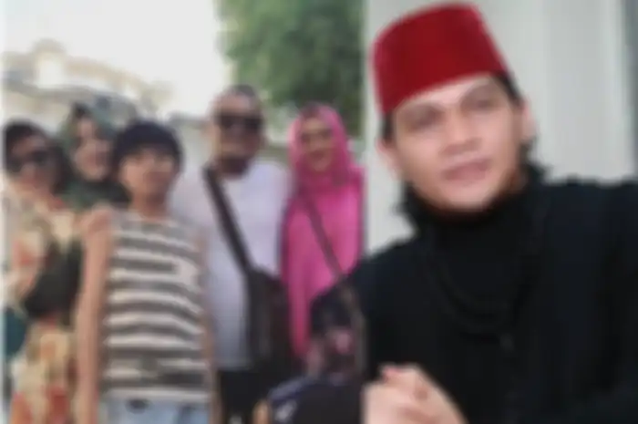 Keluarga Sule dan Mbah Mijan