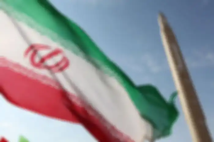 Iran telah meluncurkan serangan balasan ke pangkalan militer AS